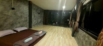 lom choi home stay ayutthaya hostel