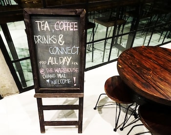 whats up chiang mai hostel