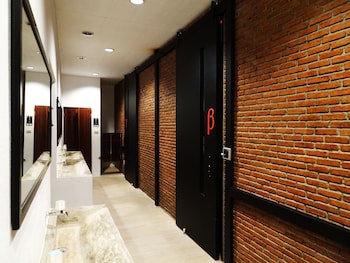 whats up chiang mai hostel