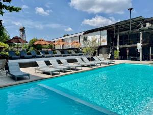 whats up chiang mai hostel