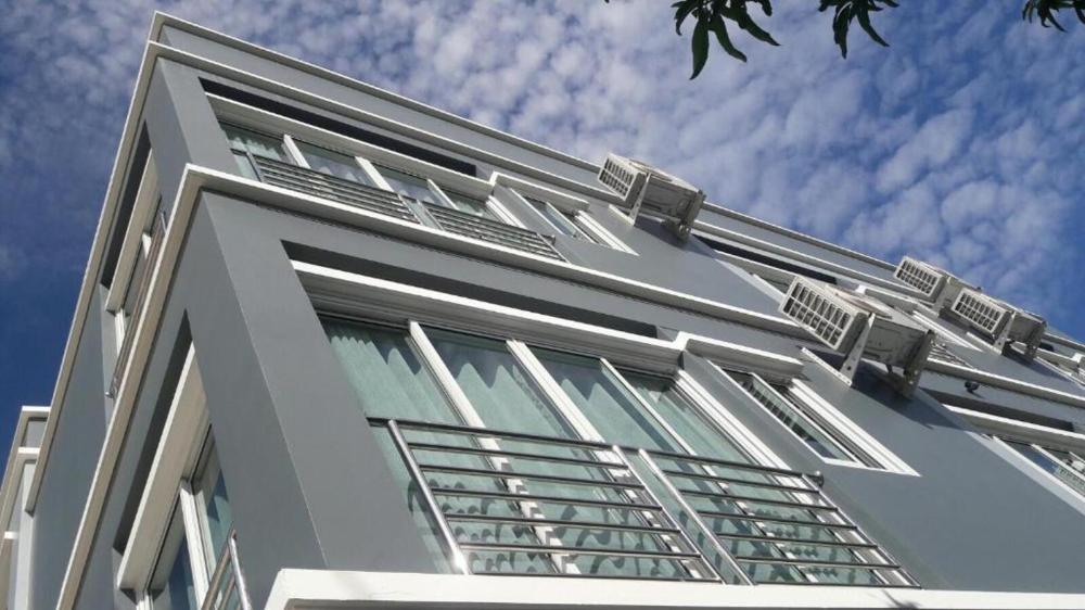 asias beach apartments
