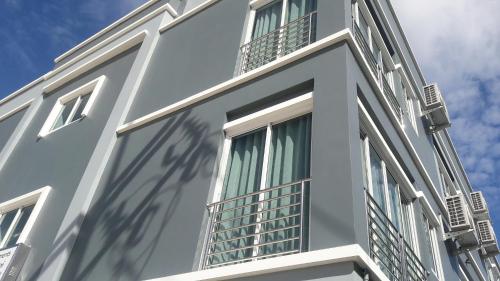 asias beach apartments