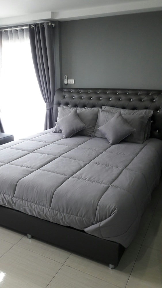 asias beach apartments