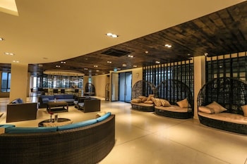 golden tulip pattaya beach resort