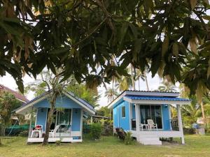mr yong tour and homestay