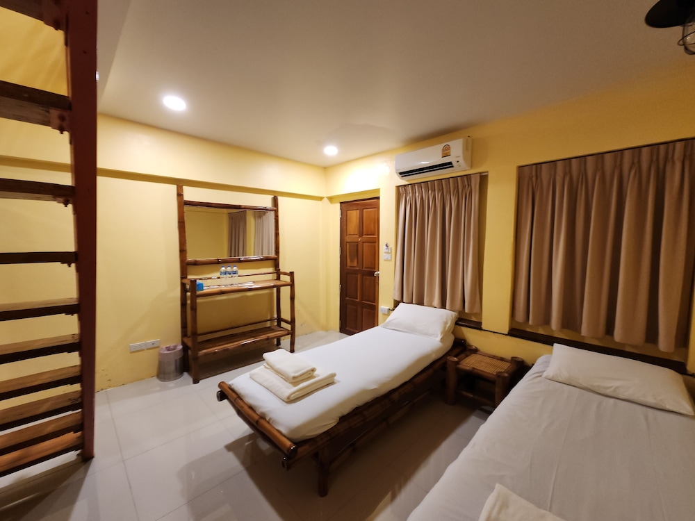 sawasdee lagoon camping resort