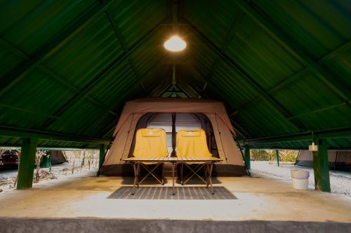 sawasdee lagoon camping resort