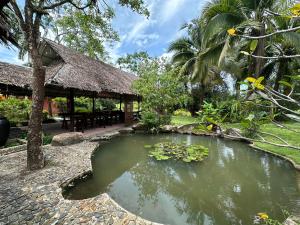 sawasdee lagoon camping resort