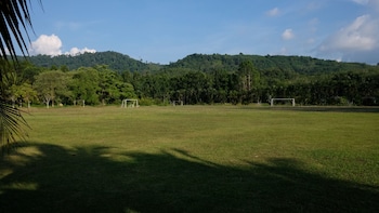 sawasdee lagoon camping resort