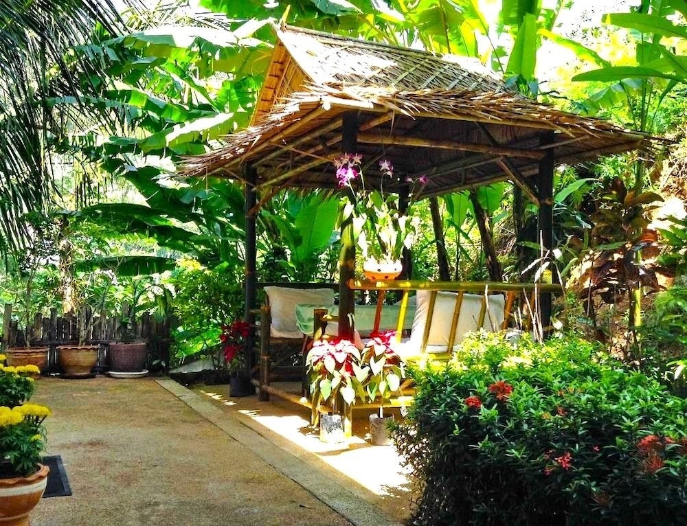 oasis villa