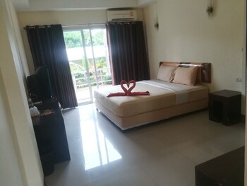 the room hotel