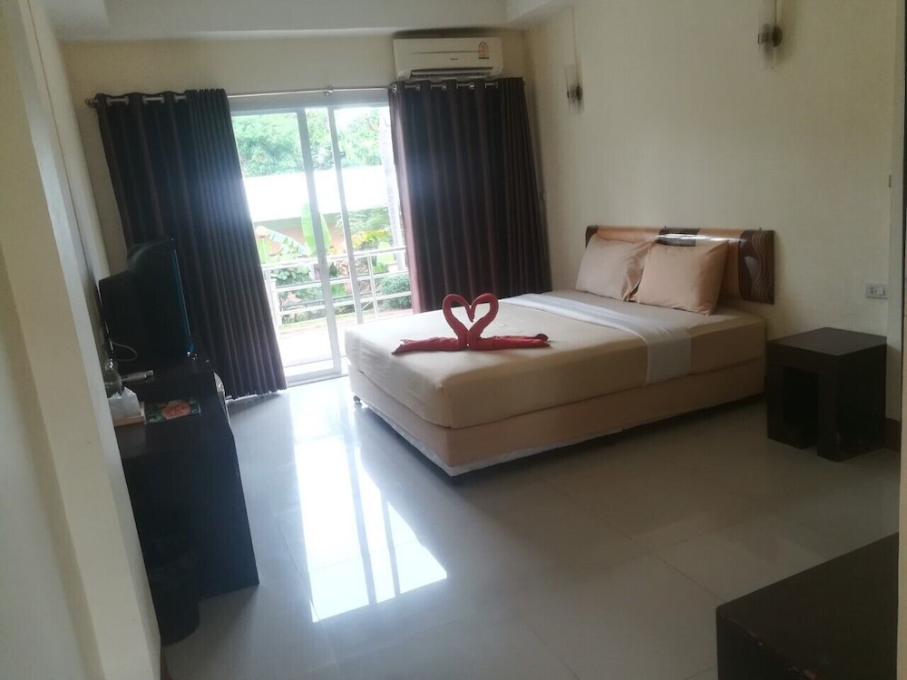 the room hotel