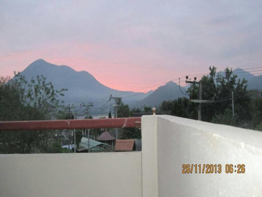 chiangkhan see view guest house