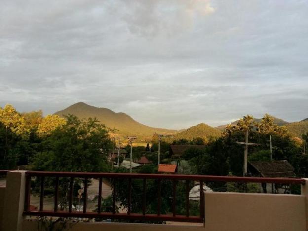 chiangkhan see view guest house