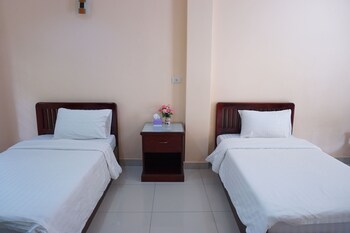 jirasin hotel and apartment