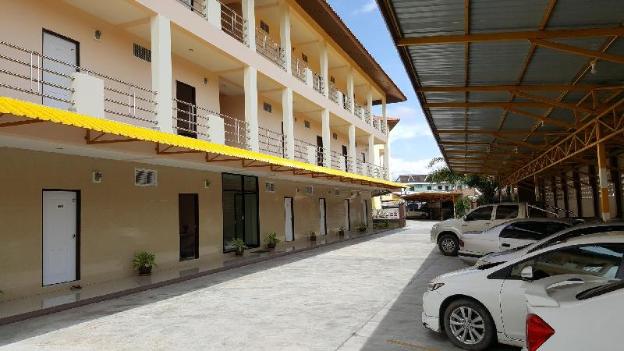 jirasin hotel and apartment