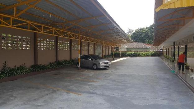 jirasin hotel and apartment