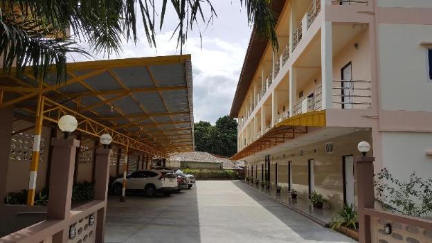 jirasin hotel and apartment