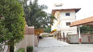 jirasin hotel and apartment