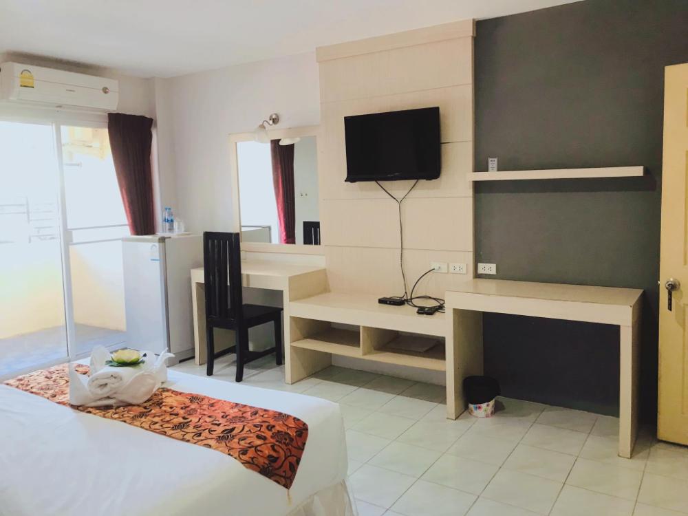 grand esie service apartment