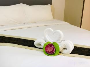 grand esie service apartment