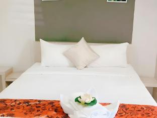 grand esie service apartment