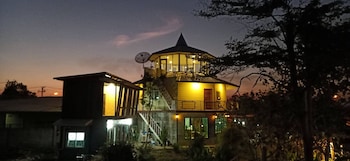 Heuan Na Khee,Udon Thani Province>>Ban Dung,2.5 star