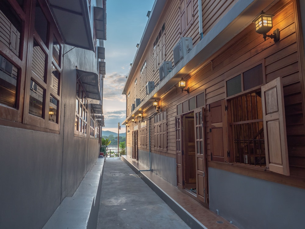 chiang khan