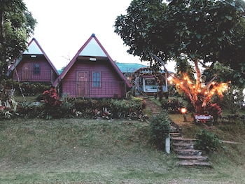 ukrist farm hill resort