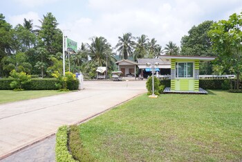 aranya resort