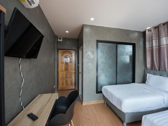 5 chang palace hotel