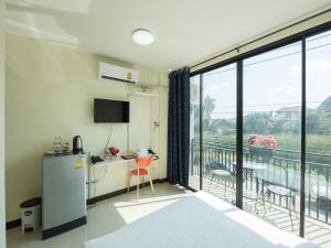 5 chang palace hotel