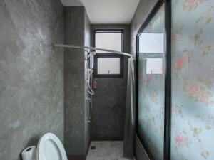5 chang palace hotel