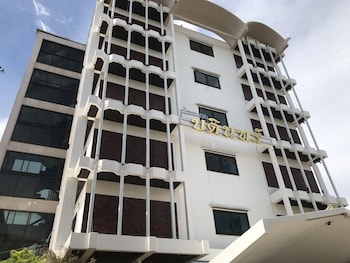Bordin Hotel,Ubon Ratchathani Province>>Mueang Ubon Ratchathani,2.5 star
