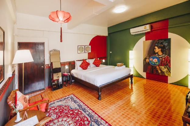 sleeper house