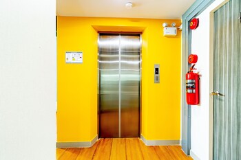 riski residence bangbuathong