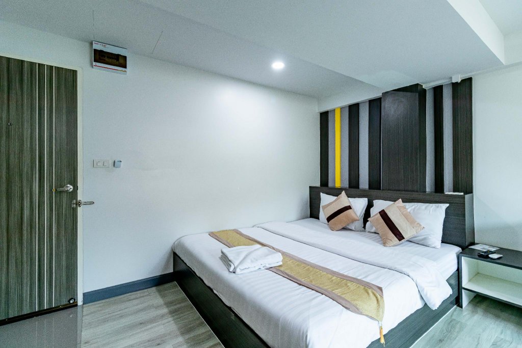 riski residence bangbuathong