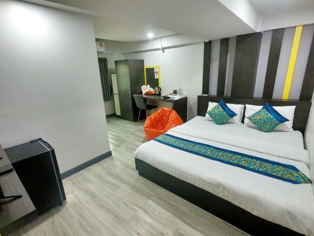 riski residence bangbuathong