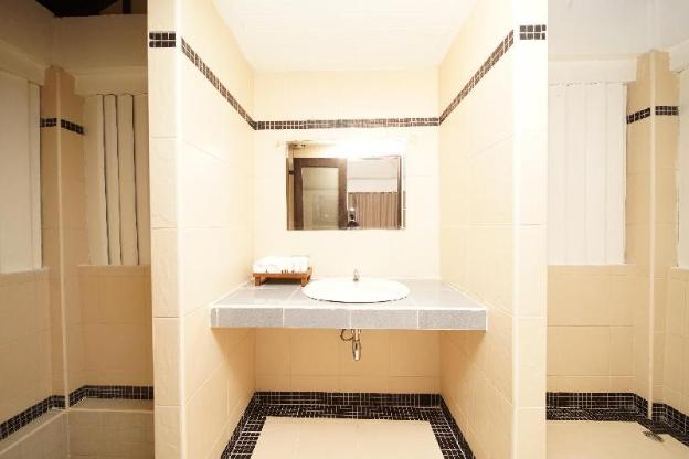 aquavana haad rin resort