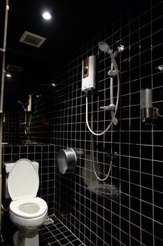 four sisters homestay hostel