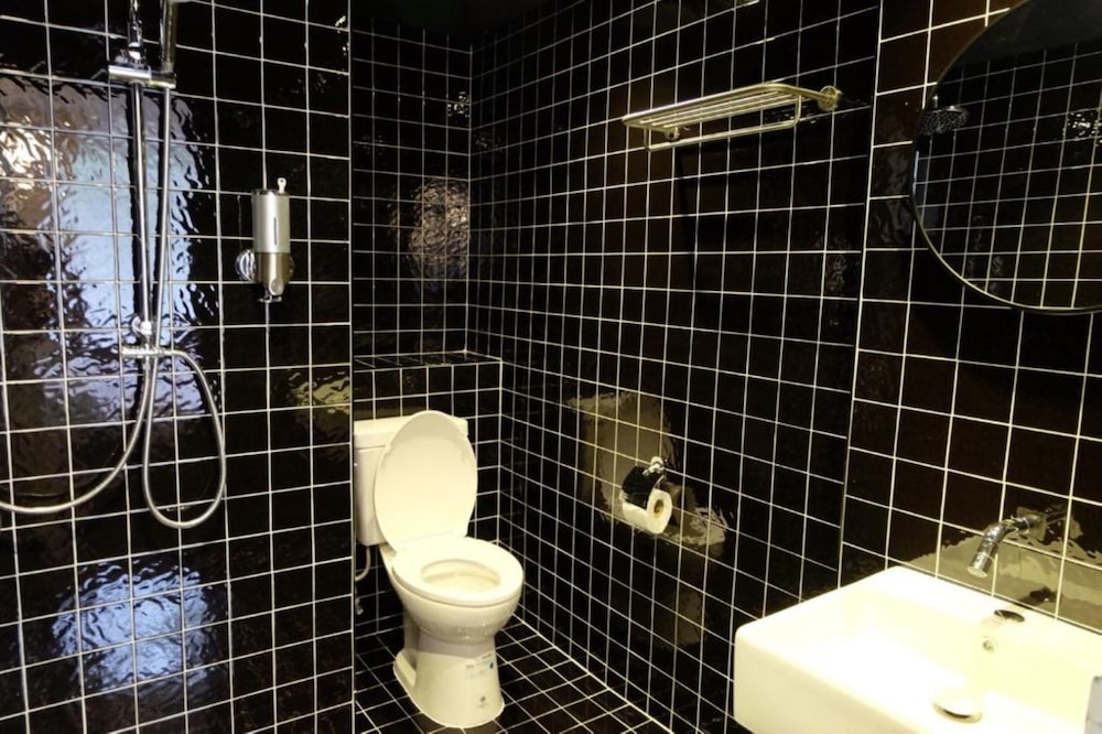 four sisters homestay hostel