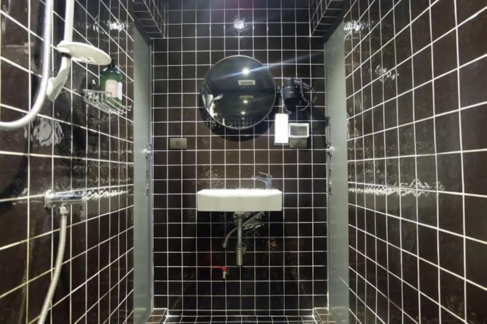 four sisters homestay hostel