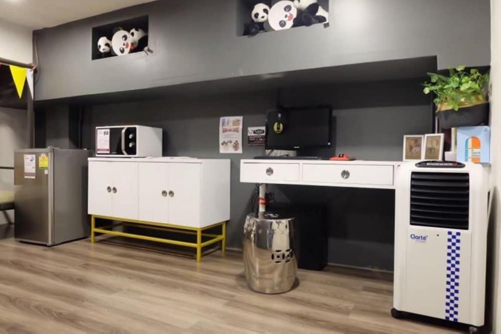 four sisters homestay hostel