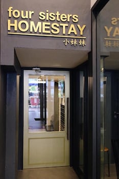 four sisters homestay hostel