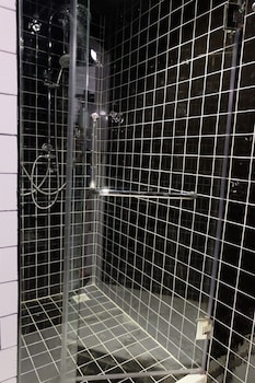 four sisters homestay hostel