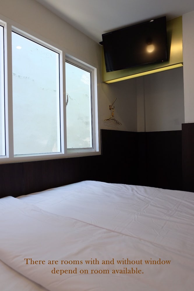 four sisters homestay hostel