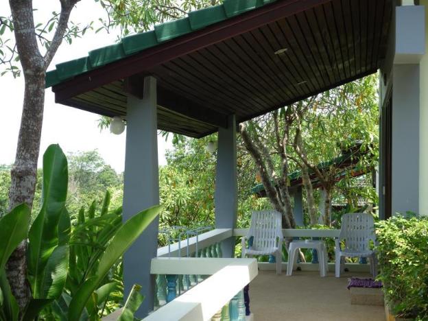 khaolak hillside villa