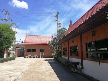 reurn thai resort ratchaburi