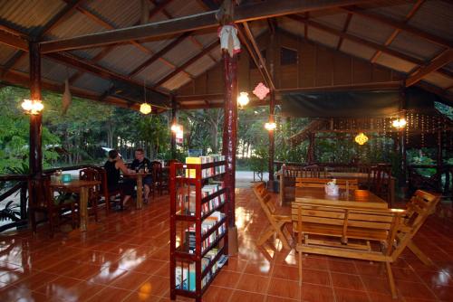 sea sun bungalows