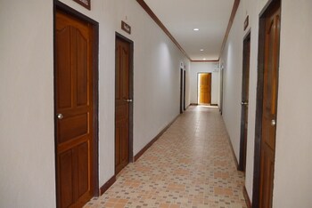 nahinlad resort